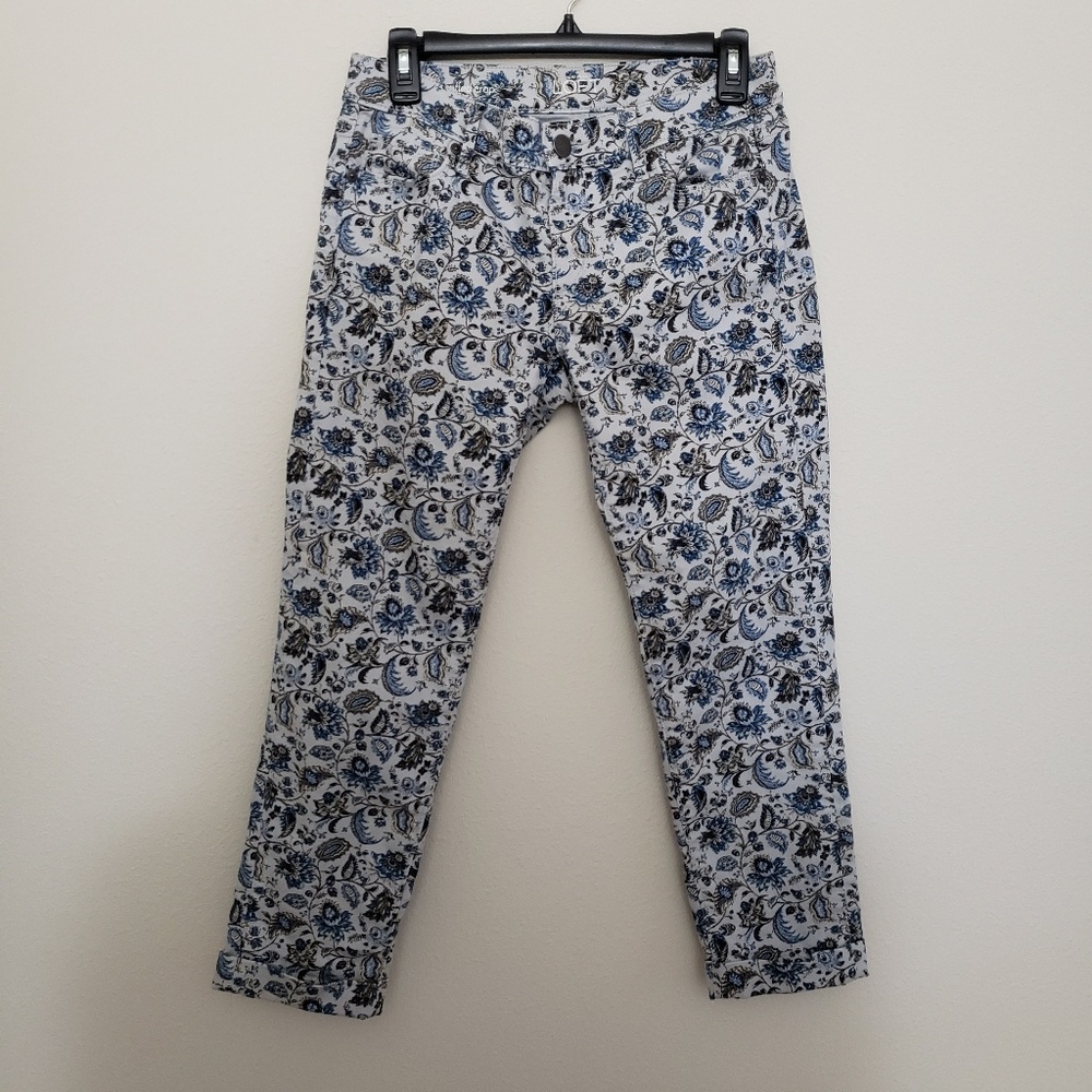Loft size 2 26 modern cuff ankle Jeans floral